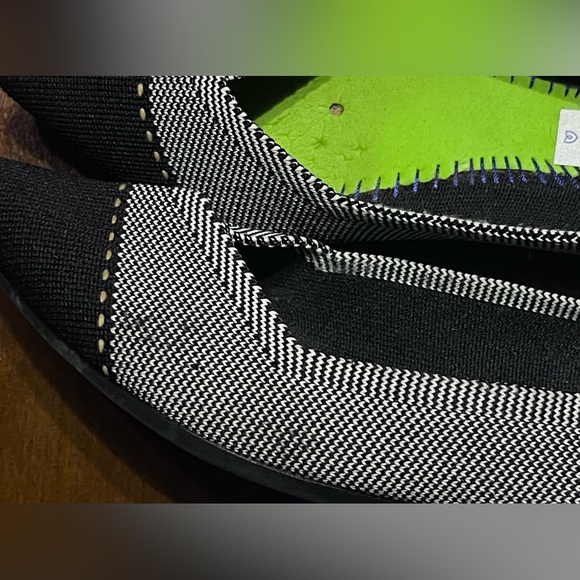 Rothy's Retired Grey Mist Captoe The Pointe - Picture 4 of 5